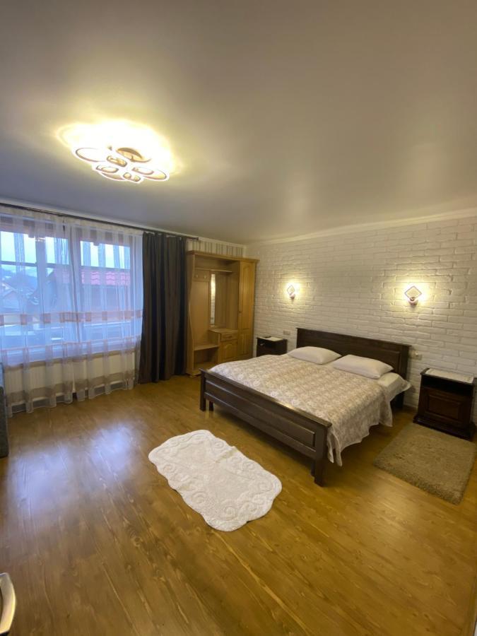 Korona Karpat Hotel Lazeshchyna Ngoại thất bức ảnh