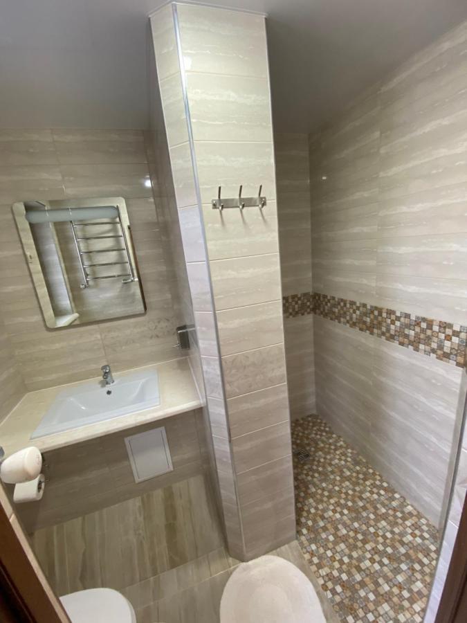 Korona Karpat Hotel Lazeshchyna Ngoại thất bức ảnh