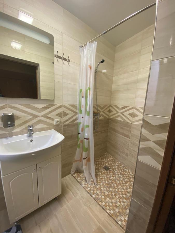 Korona Karpat Hotel Lazeshchyna Ngoại thất bức ảnh