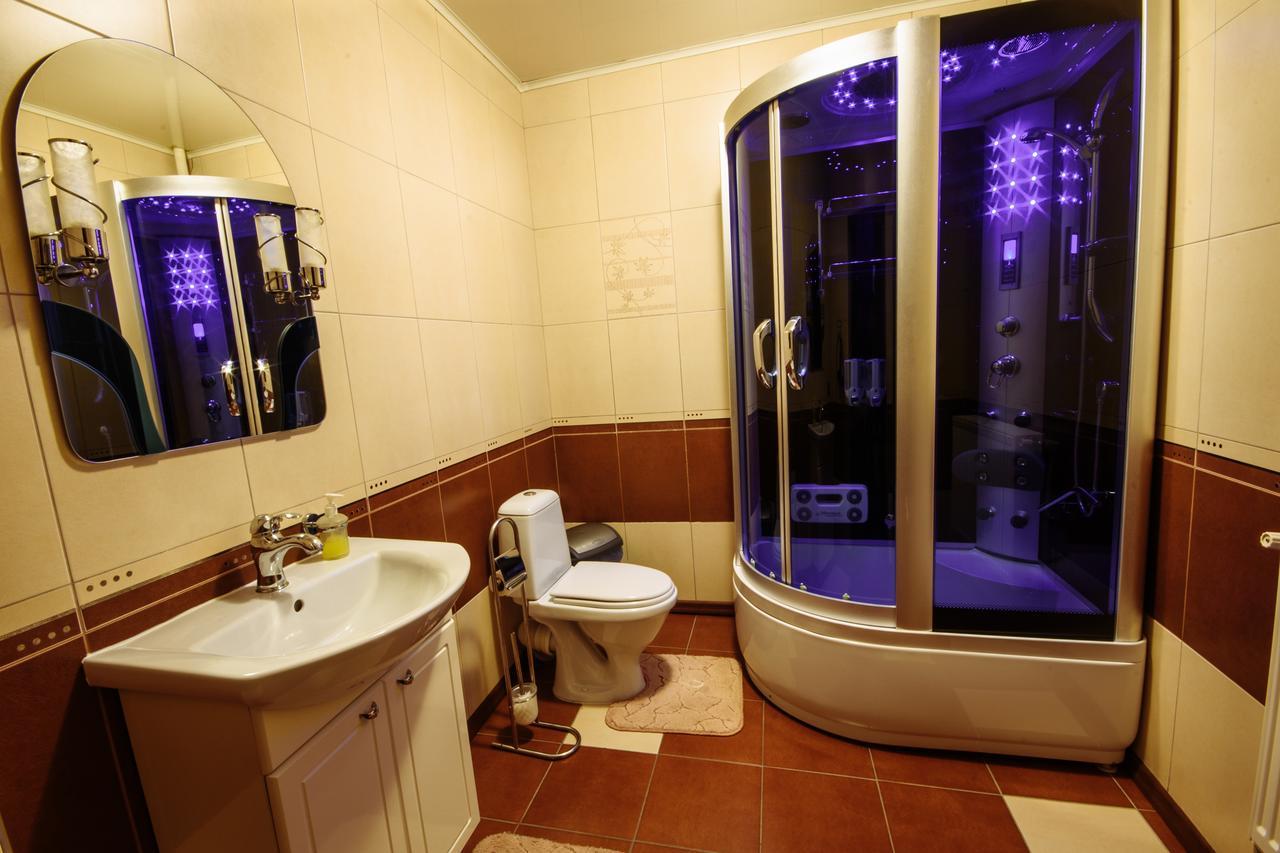 Korona Karpat Hotel Lazeshchyna Ngoại thất bức ảnh