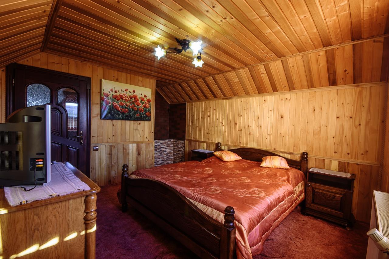 Korona Karpat Hotel Lazeshchyna Ngoại thất bức ảnh